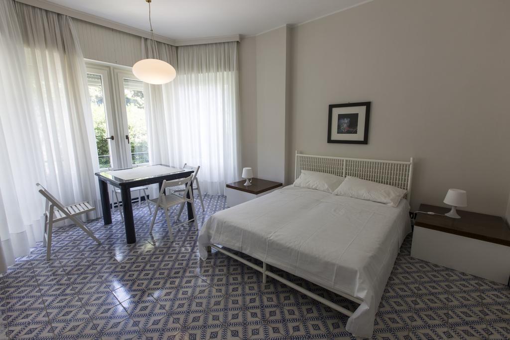 Poggio Fiorito Appartement Rapallo Kamer foto