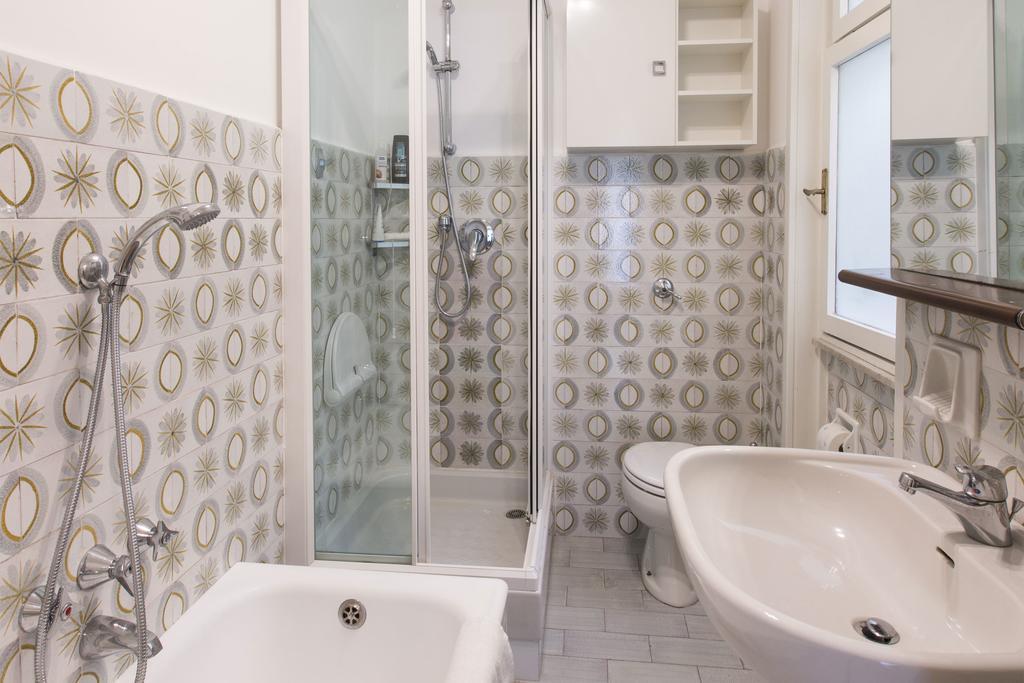 Poggio Fiorito Appartement Rapallo Kamer foto